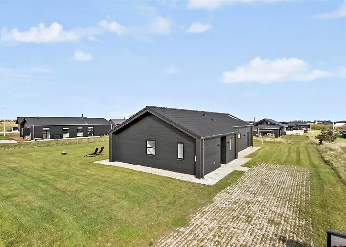 Ln1870-hjorring-klittjornen-4 بيت للعطل Hjørring